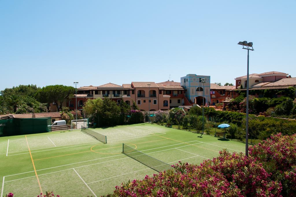 Nicolaus Club Torre Moresca Орозей Екстер'єр фото