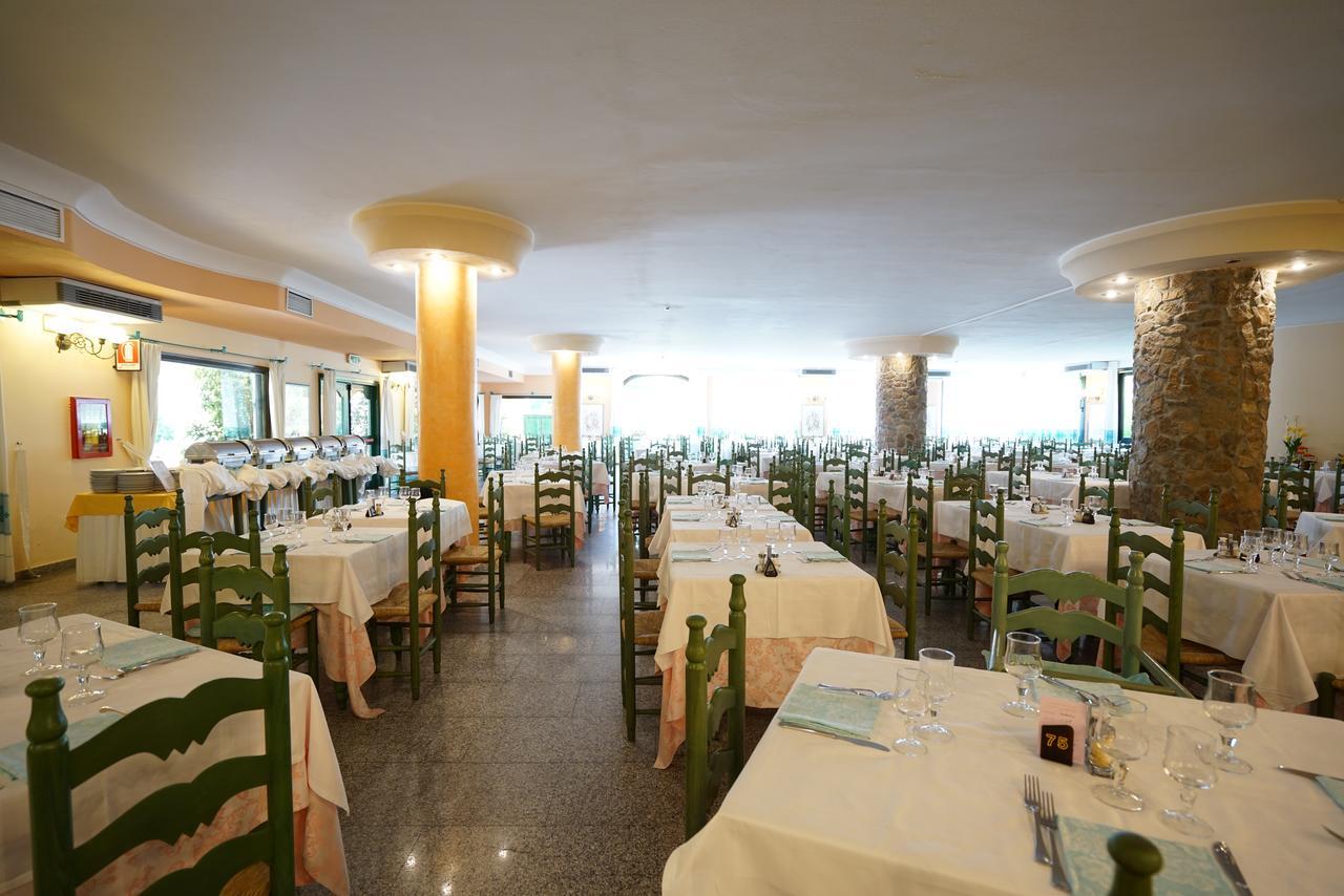 Nicolaus Club Torre Moresca Орозей Екстер'єр фото